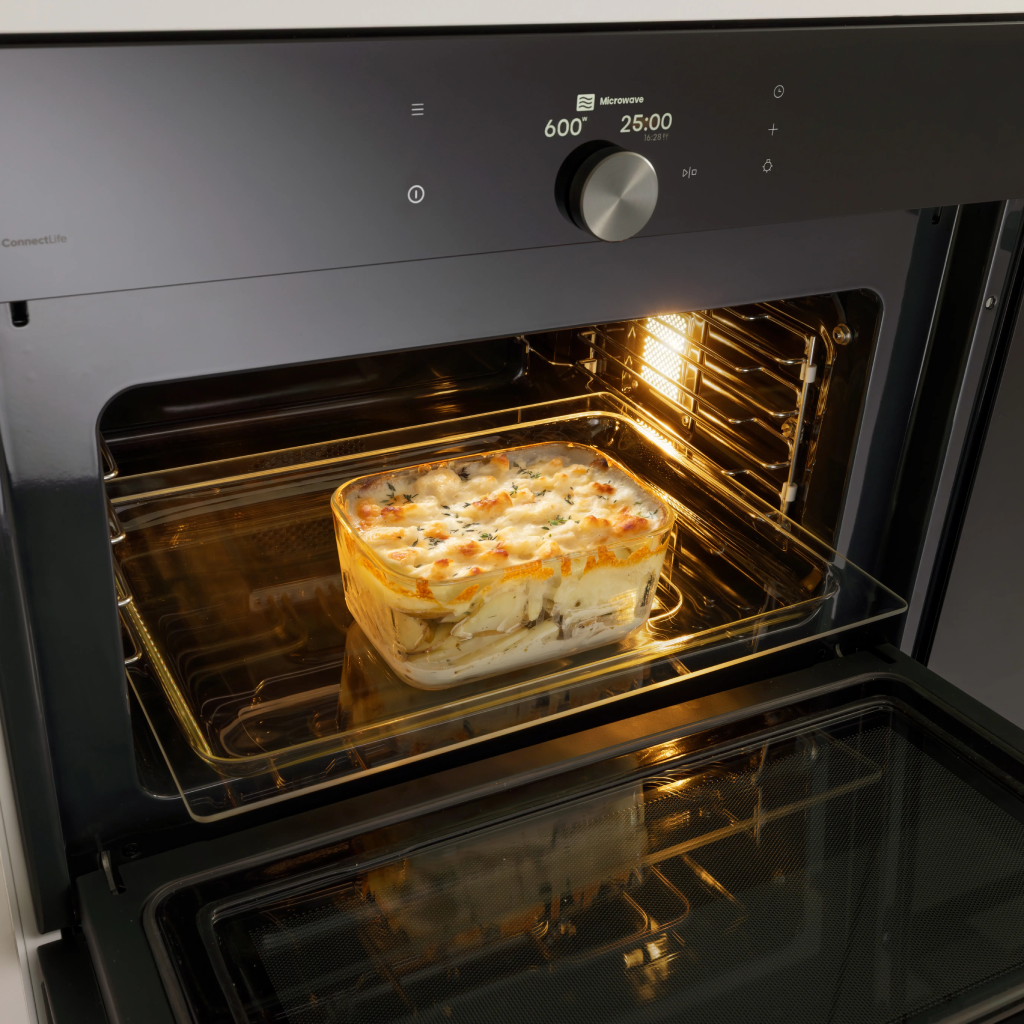 فرن ميكروويف بلت إن جورينيا (Gorenje) 60 سم 50 لتر أسود شاشة VisionPlus بدون طبق دوار وايفاي – موديل BCM4058B