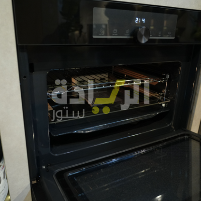 فرن ميكروويف جورينيا بلت إن 50 لتر باللون الأسود – مزود بتقنية AirFry وFrozenBake - BCM4547A10BG