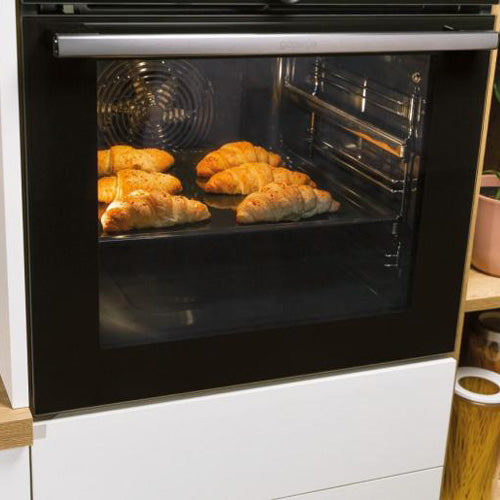 فرن كهرباء بلت إن جورينيا 60 سم – سعة 77 لتر – وظيفة المقلاة الهوائية وطهي بالبخار – موديل BO6717E03X
