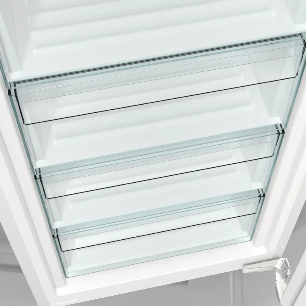 ديب فريزر بلت إن جورينيا (Gorenje) 235 لتر نوفروست بموتور إنفرتر وتقنية AdaptTech ومفصلات Door to Door – موديل FNCI517E62WF