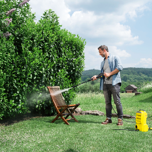 ماكينة غسيل ضغط عالي كارشر K 2 Compact Home – مع طقم تنظيف الأرضيات