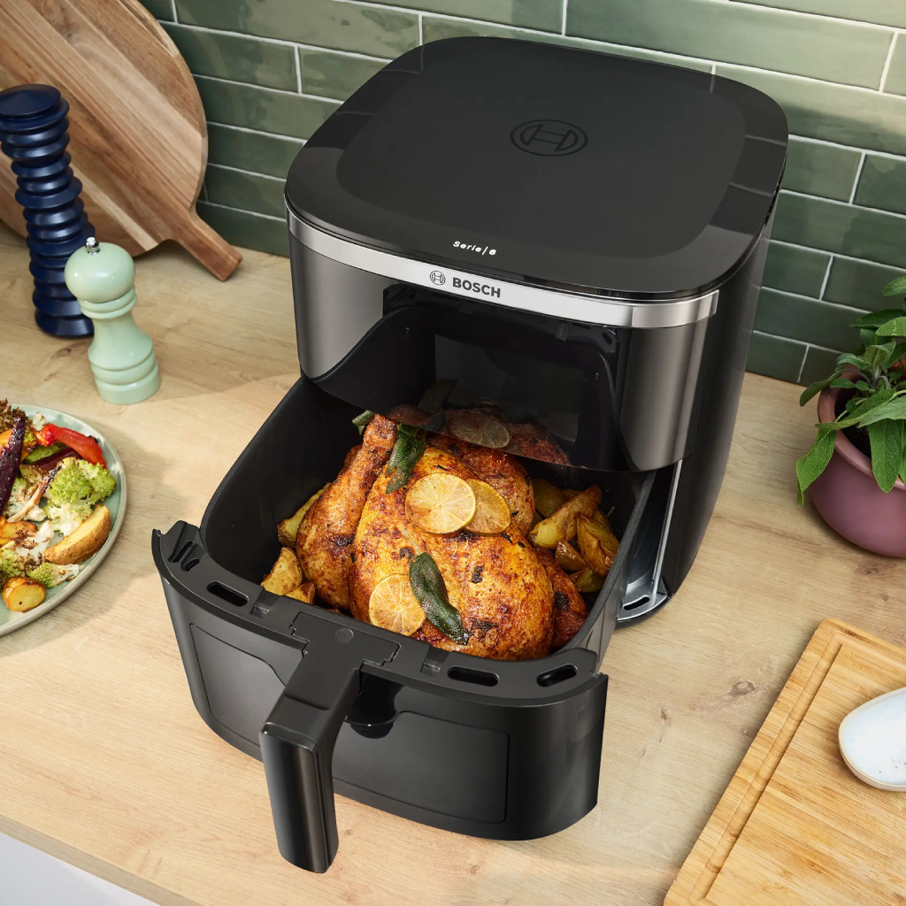 قلاية هوائية بوش 7.2 لتر XXL أسود – MAF671B0 – قوة 1800 وات بنوافذ رؤية