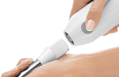 هاند بلندر بوش موديل Ergo Mixx –  600 وات – 12 سرعة + تربو – ملحقات متعددة - MSM66120