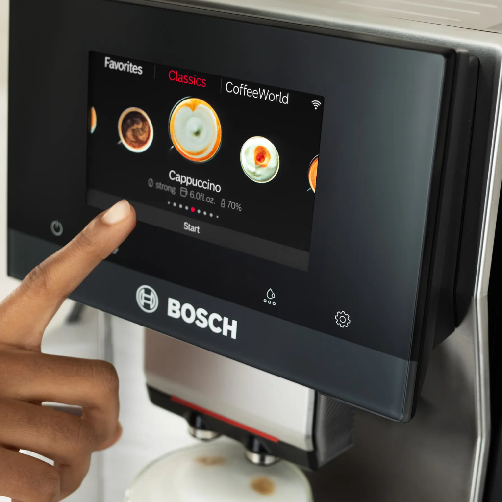 ماكينة تحضير الإسبريسو الأوتوماتيكية بالكامل بوش (Bosch) سيريس 8 مع 36 مشروباً مختلفاً ومطحنة سيراميك – موديل TQE80703