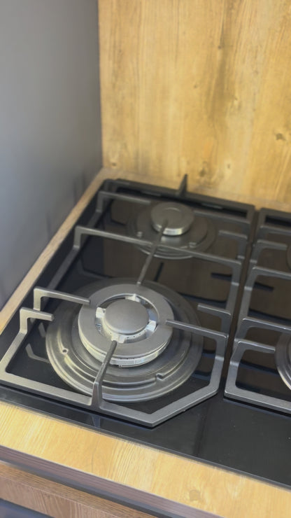مسطح بلت إن غاز كومتيل (Kumtel) 90 سم – 5 شعلة زجاج أسود وأمان غاز C9-50 BTF-HEX